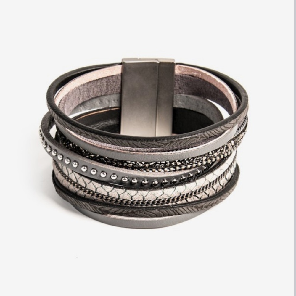 Beautiful Leather Octavia & Co. Bracelet